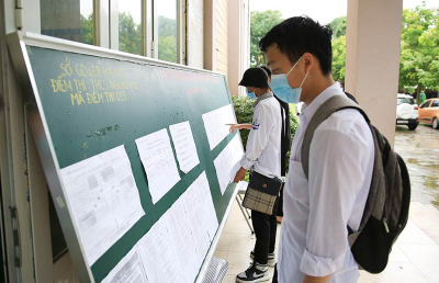 Hà Nội tổ chức ba môn thi tuyển sinh lớp 10 vào trường công lập không chuyên