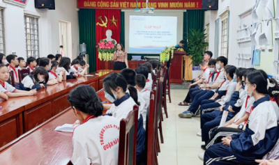 BGH trường THCS Phú La gặp mặt đội tuyển trước kỳ thi giao lưu HSG khối 6,7,8 cấp Quận.