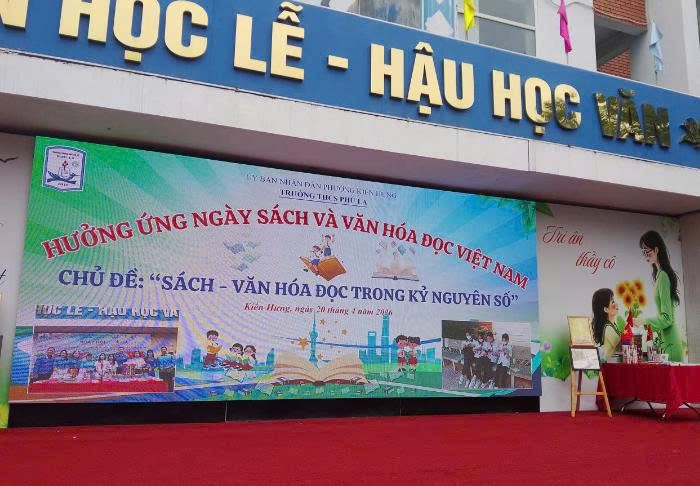 HƯỞNG ỨNG NGÀY SÁCH VÀ VĂN HÓA ĐỌC VIỆT NAM 21/4 Chủ đề: “Sách và văn hóa đọc trong kỷ nguyên số”